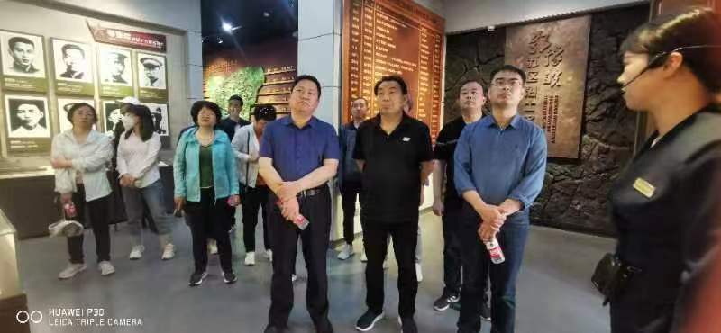 皇冠体育官方网站