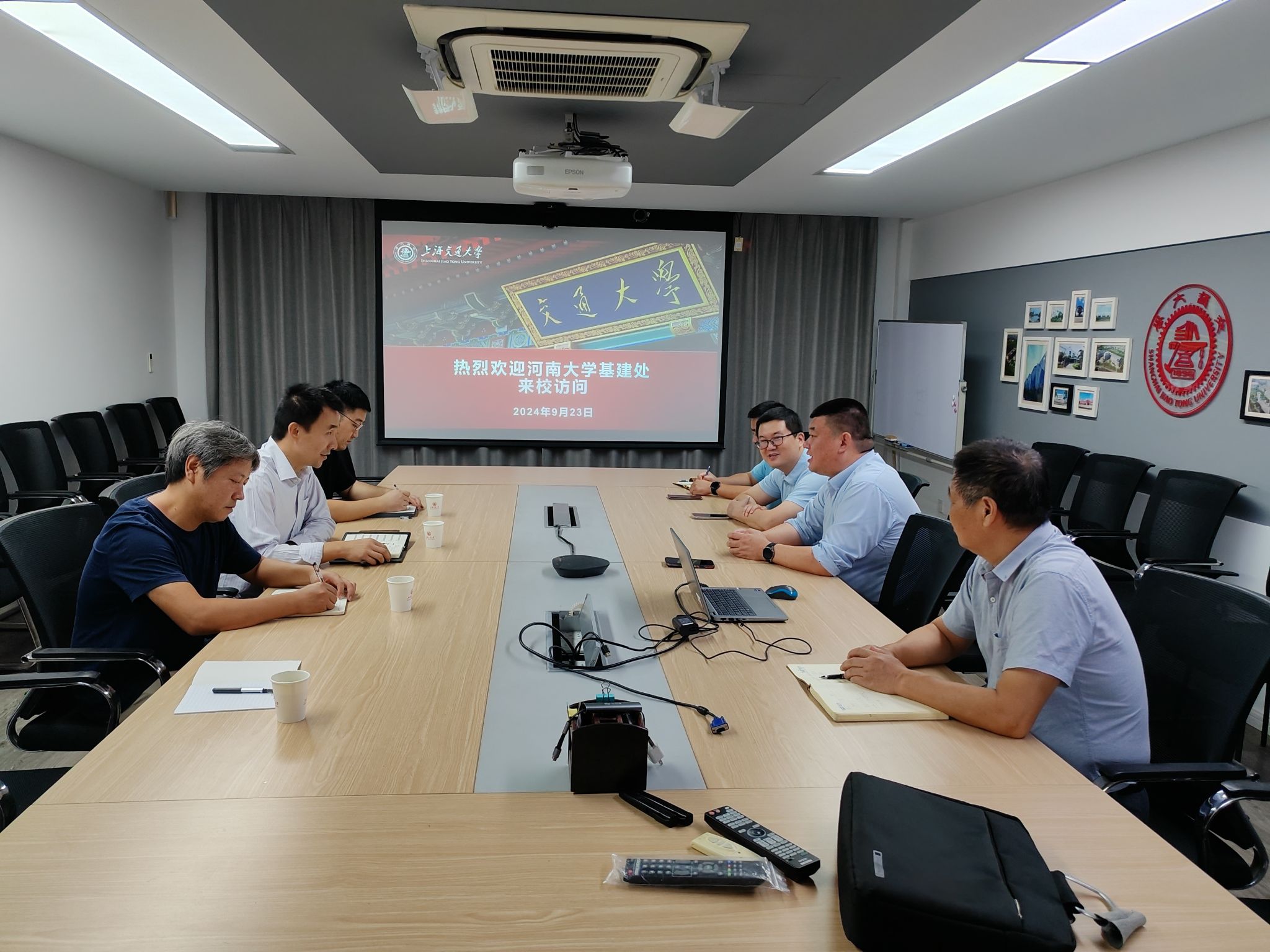 皇冠体育官方网站