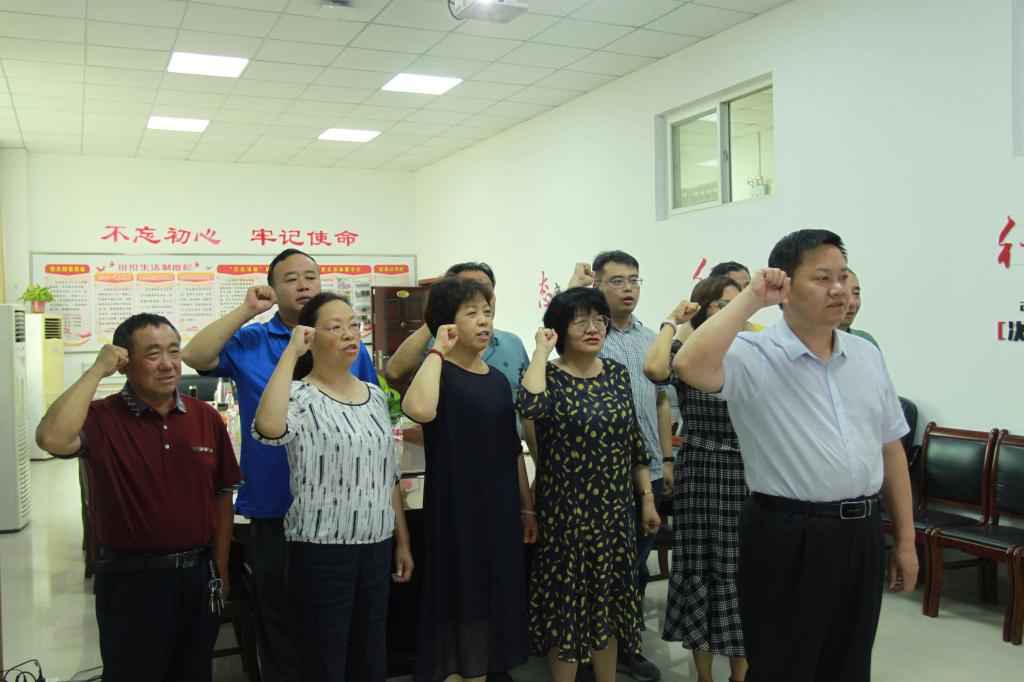 皇冠体育官方网站