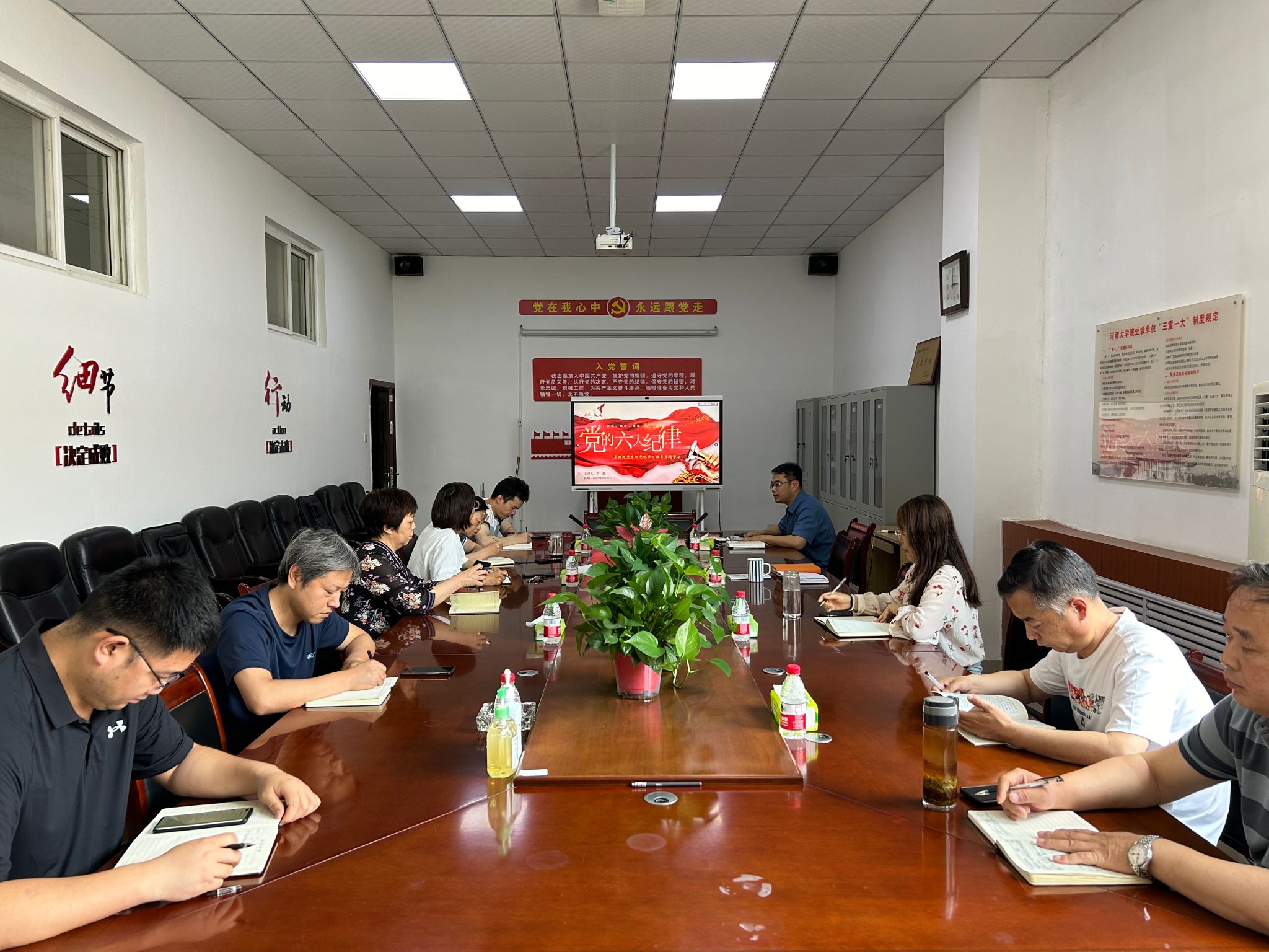 皇冠体育官方网站