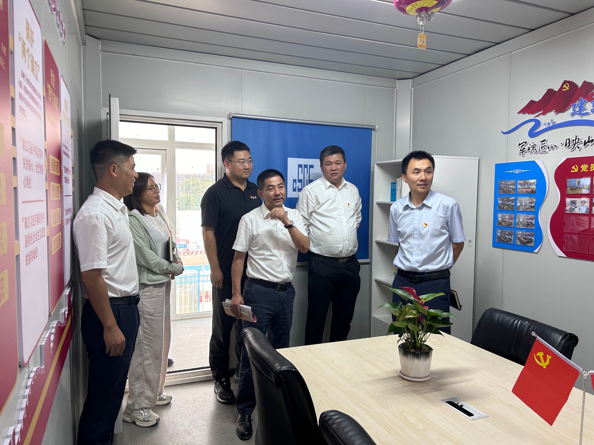 皇冠体育官方网站